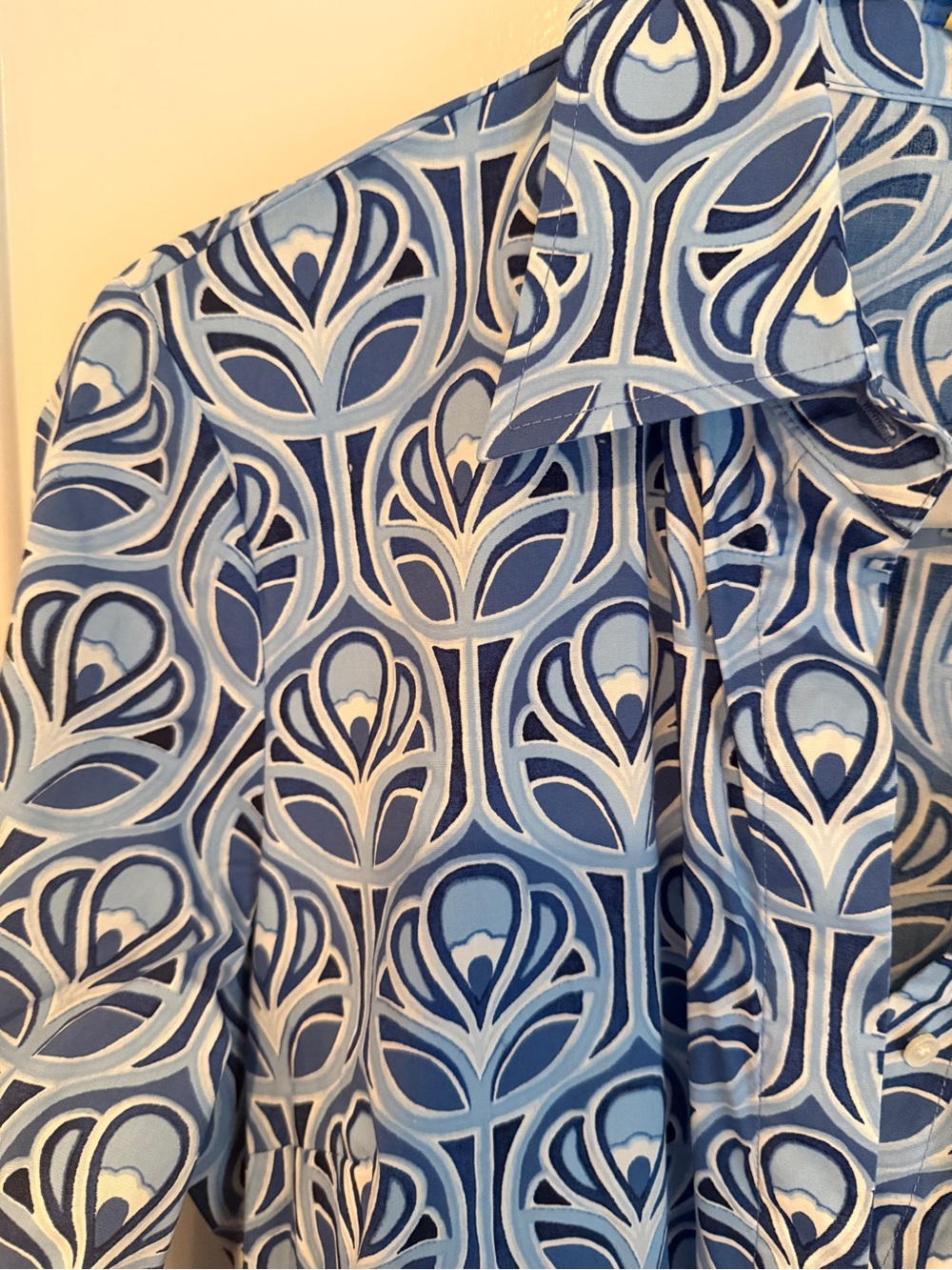 J McLaughlin Orla Patterned Shirt Midi Dress with Tie Waist - Picture 5 of 6